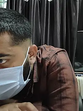 BeardKingoBackのライブXXXチャット