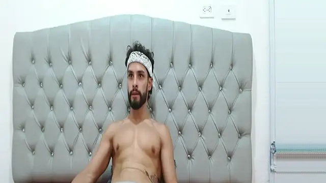 Ethan_Wolf75 Chat XXX live