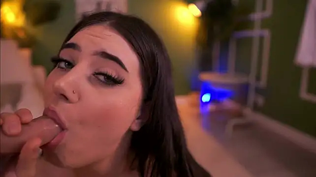 Czat XXX na żywo – LexiSolene