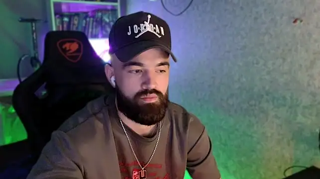 _Serious_Man Live XXX Chat