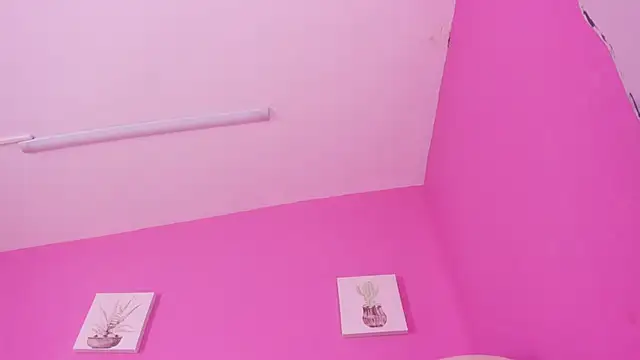 XXX chat uživo modela miajhonsonx