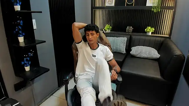 MaxiimoRomano_ XXX чат на живо