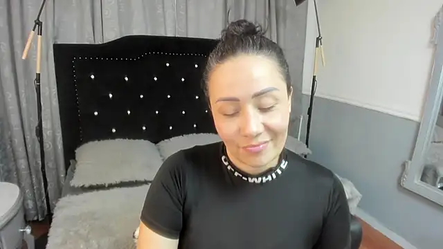 XXX chat uživo modela gaby_trent