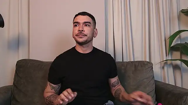 xdaniruiz's Live XXX Chat