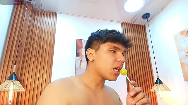 Thiago_Knox Live XXX Chat