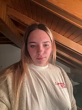 Naomi-Klein Live XXX-Chat