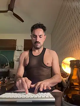 tomz0819 Chat XXX live