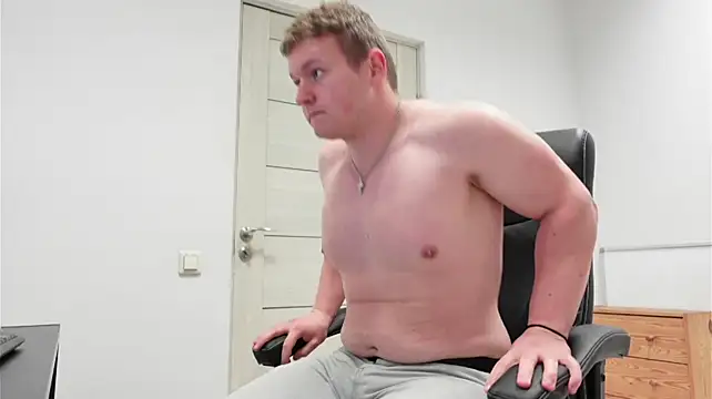 Richard_Dullas Chat XXX in diretta