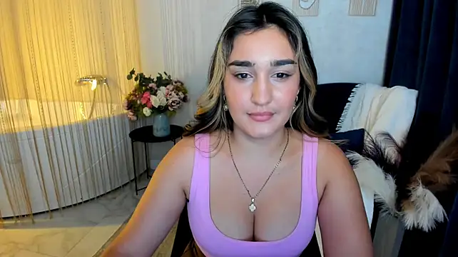 GoldenHeart_1's Live XXX Chat