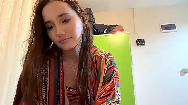 XXX chat uživo modela AnnetRisn