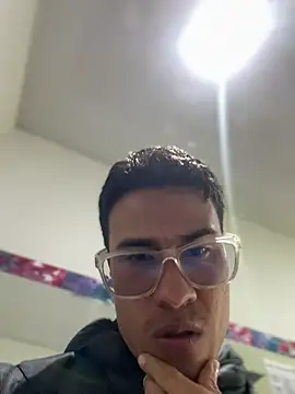 TavoHot_ Chat XXX in diretta
