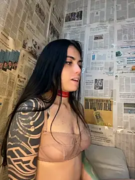 Chatroom XXX en direct de i_am_nina_