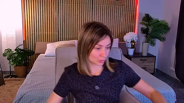 Chat XXX Live EmeraldGlow
