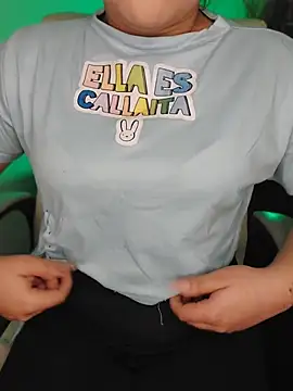 دردشة Elinaax الجنسية المباشرة