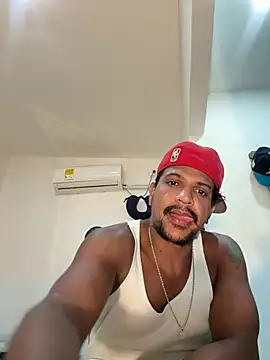 Chatroom XXX en direct de bigdick211292