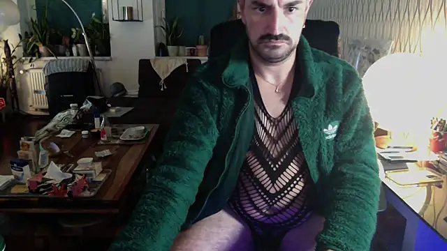 Chatroom XXX en direct de tomz0819