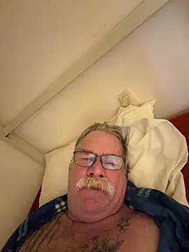 Chat XXX en directo de Caesar_Baxter