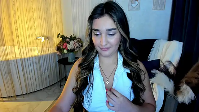 GoldenHeart_1's Live XXX Chat
