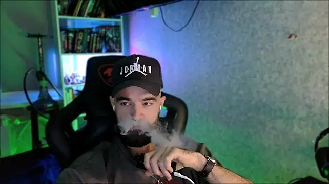 _Serious_Man live XXX chat