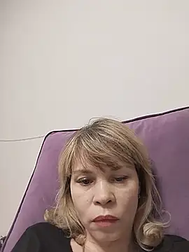 XXX chat uživo modela MaryPele
