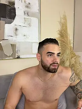 PaulPhoenix_ Live XXX-chat