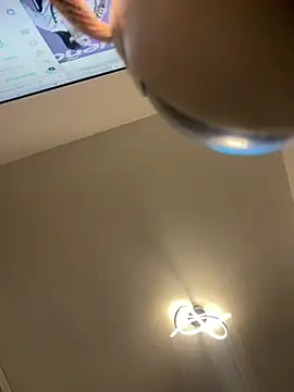 Chat +18 de ValleryParker ao vivo