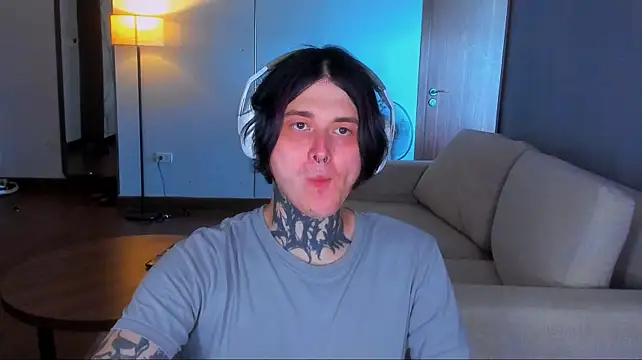 XXX chat uživo modela _torfin_