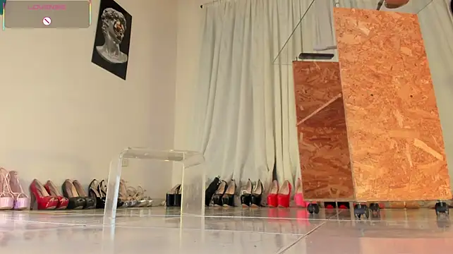 ArchieCollins Live XXX-chat