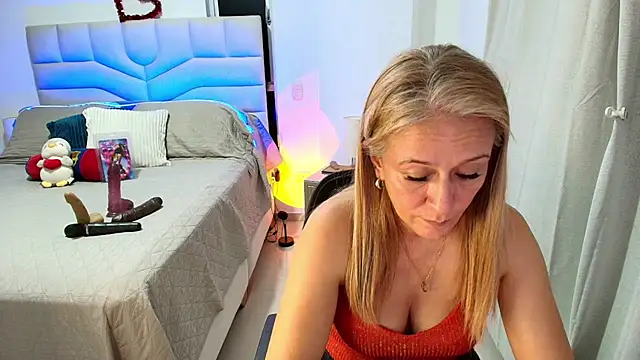 Chat XXX en directo de Naty_Stone