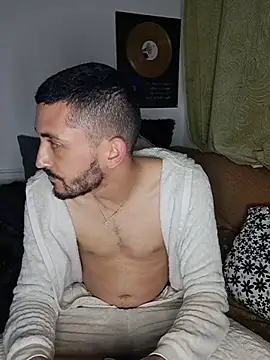 Yris-04 Webcam Show