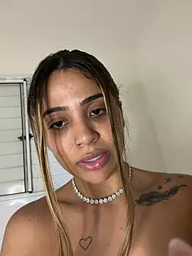 Chat +18 de princess___hot ao vivo