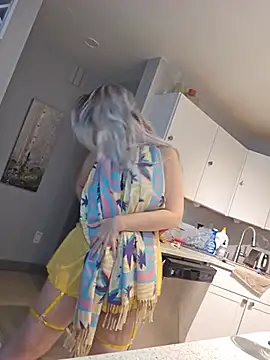 צ'אט XXX בשידור חי של ScarletsWeb