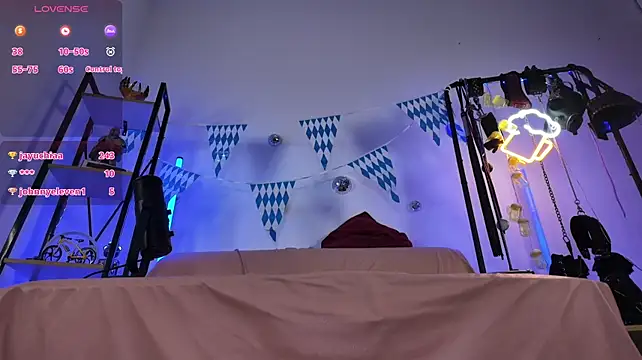 Chat XXX en directo de CyberXGoddess