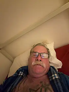 Chat XXX ao vivo de Caesar_Baxter