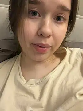 Chat XXX en directo de HornyGirlH