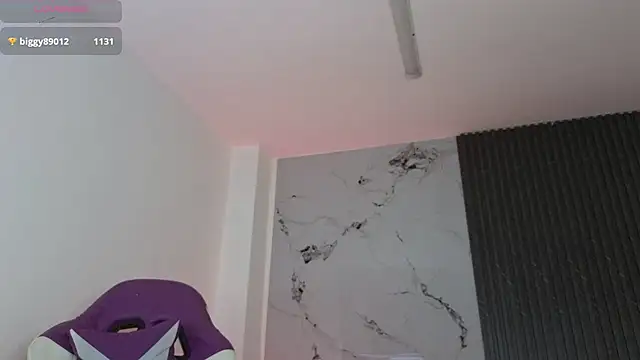 Chloemuaak Chat XXX in diretta
