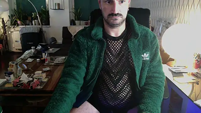 Chat XXX en directo de tomz0819
