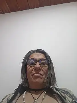دردشة nocturnewhisper الجنسية المباشرة