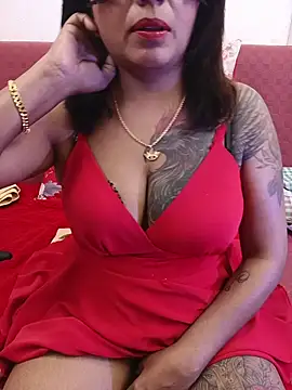 Anuraagi Adlı Modelin Canlı XXX Sohbeti