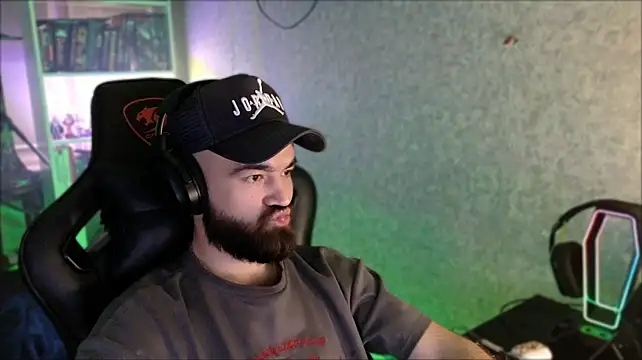 Chat XXX en directo de _Serious_Man