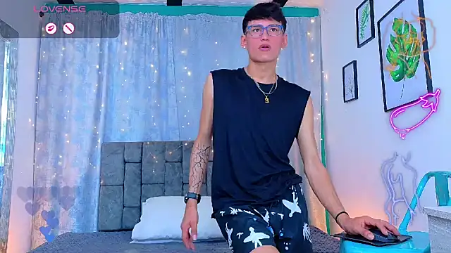 Chat XXX Live NicolasTorrez