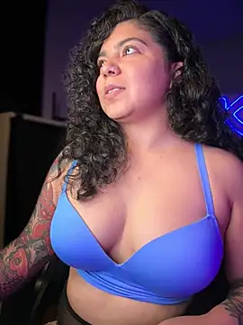 دردشة kimmiakiss22 الجنسية المباشرة