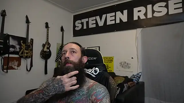 Chat XXX en directo de StevenRiseNYC