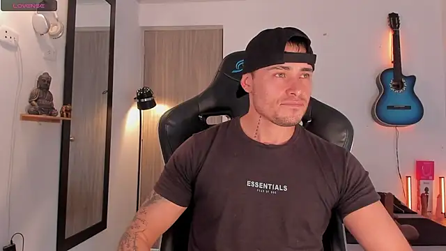 connorsmiith XXX чат на живо