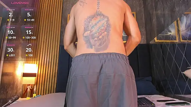 Lancelot_BenwickのライブXXXチャット