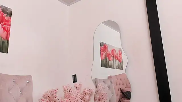 Chat +18 de pinky_f00x ao vivo
