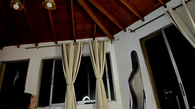 XXX chat uživo modela IsaFontanna