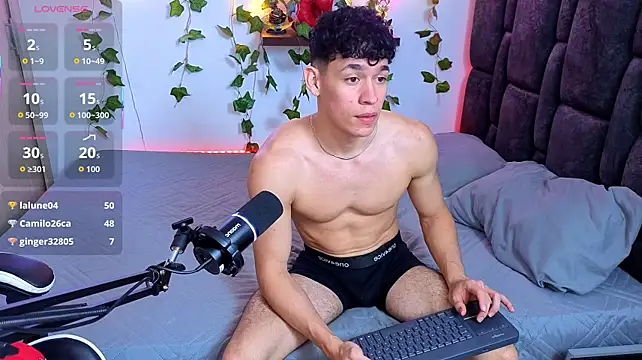 Luke_Muscle 现场XXX聊天