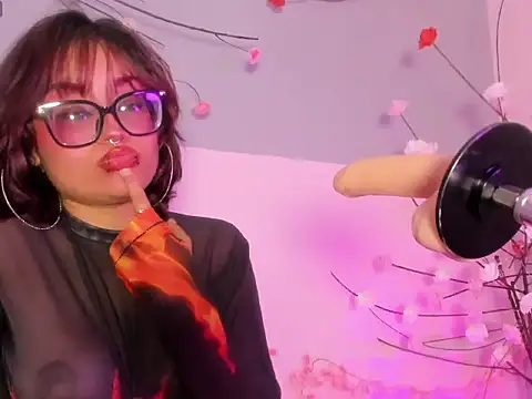 Ma4vis Chat XXX live