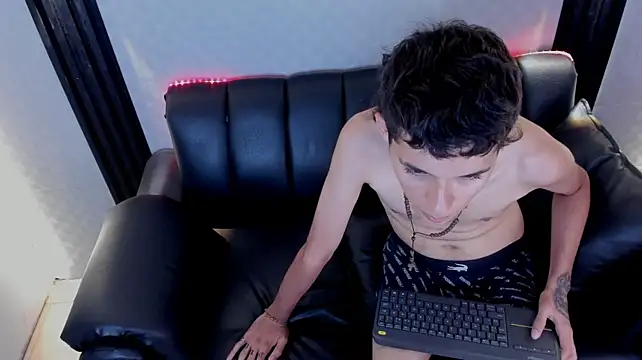 Rick_x_ Live XXX-chat